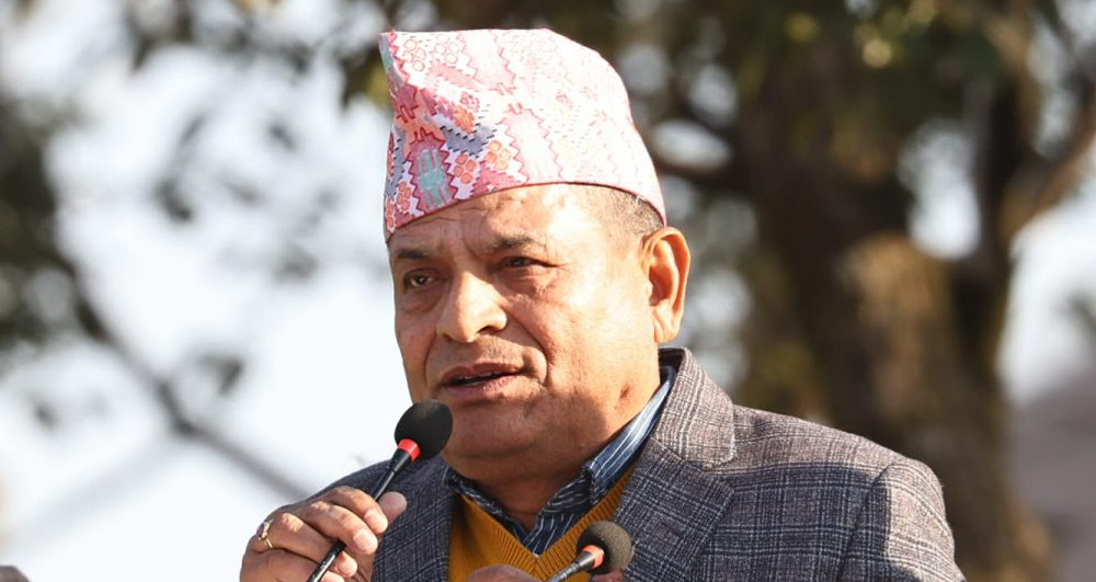झन्डै चार महिनादेखि कोमामा रहेको कांग्रेस बल्ल उठ्दै छ: चतुरबहादुर चन्द