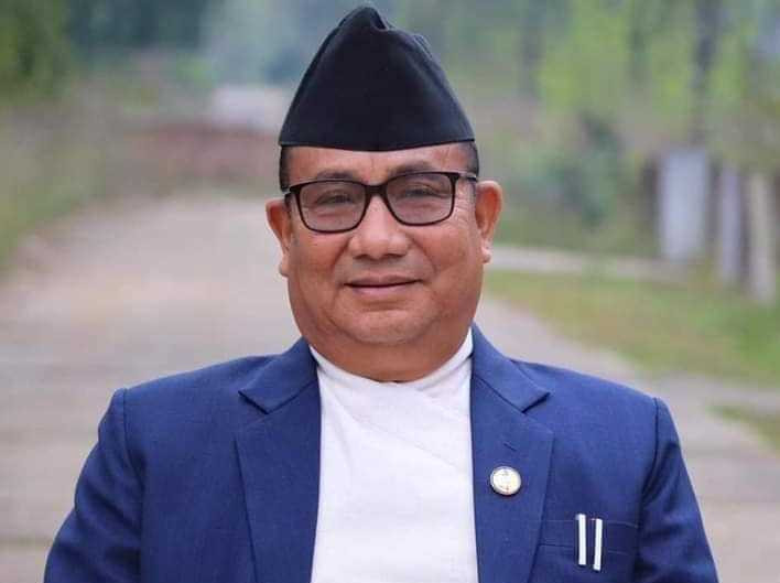 चितवन-१ मा एमालेको उम्मेदवार परिवर्तन: पूर्वमन्त्री दावा दोर्जे लामालाई टिकट