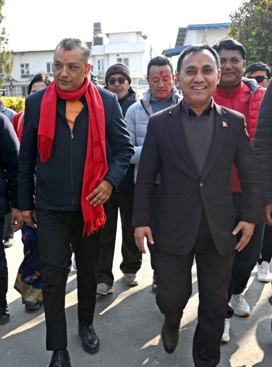 कांग्रेसले सभापति थापालाई  प्रधानमन्त्रीको उम्मेदवार बनाउने