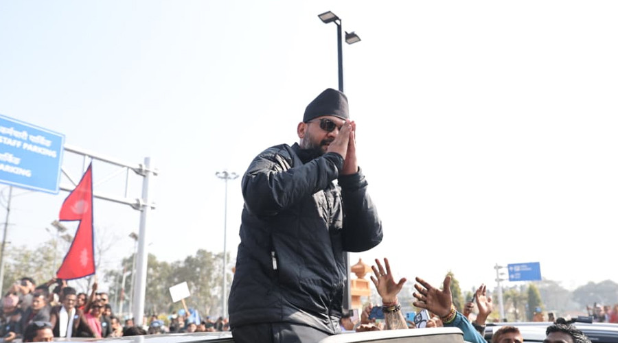 शहीदलाई श्रद्धाञ्जली दिँदै बालेनले भने–पटकपटक व्यवस्था फेरियो, सत्ताको चरित्र फेरिएन