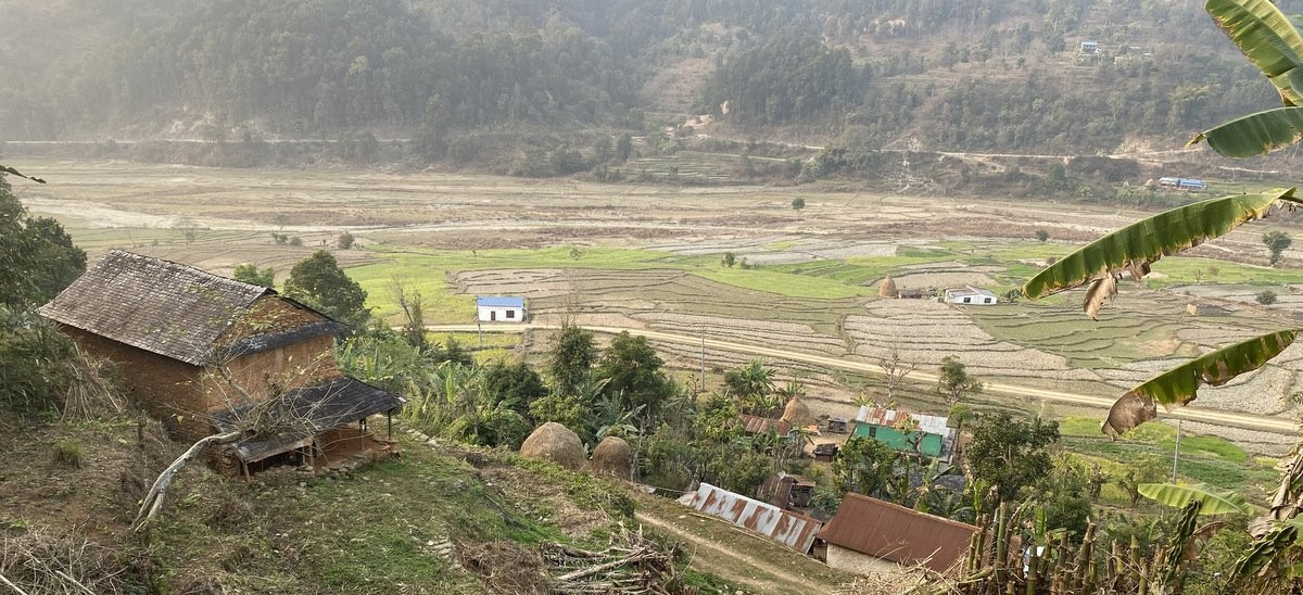 राष्ट्रपतिको गाउँमा अझै पुगेन चुनावी चहलपहल