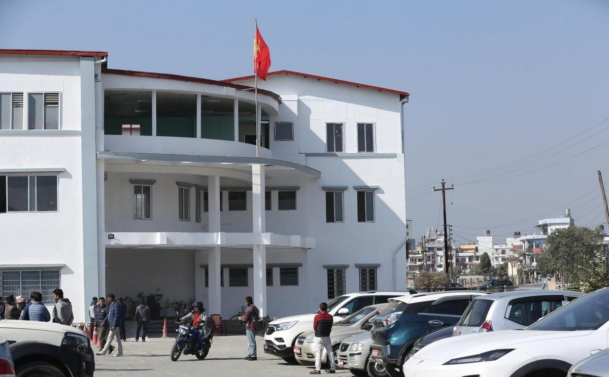 एमाले संसदीय दलको बैठक बस्दै