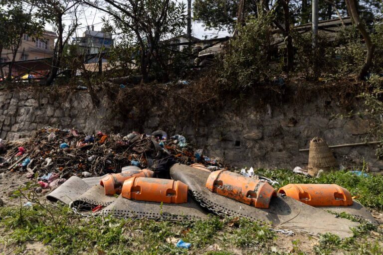 River-Trash-Barriers_Nepal-Photo-Library7-768x512.jpg