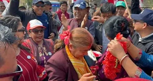 इच्छाकामनामा मीना खरेलको घरदैलो अभियान तीव्र