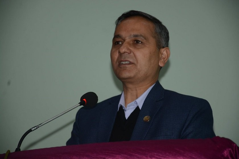 सुदूरपश्चिम प्रदेशका जिल्लाको अनुगमनमा निस्कियो गृहमन्त्री अर्यालसहितको टोली