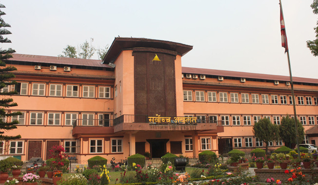 नेपाली कांग्रेसको आधिकारिकता विवाद सम्बन्धी मुद्दा ‘हेर्न नभ्याइने’ मा