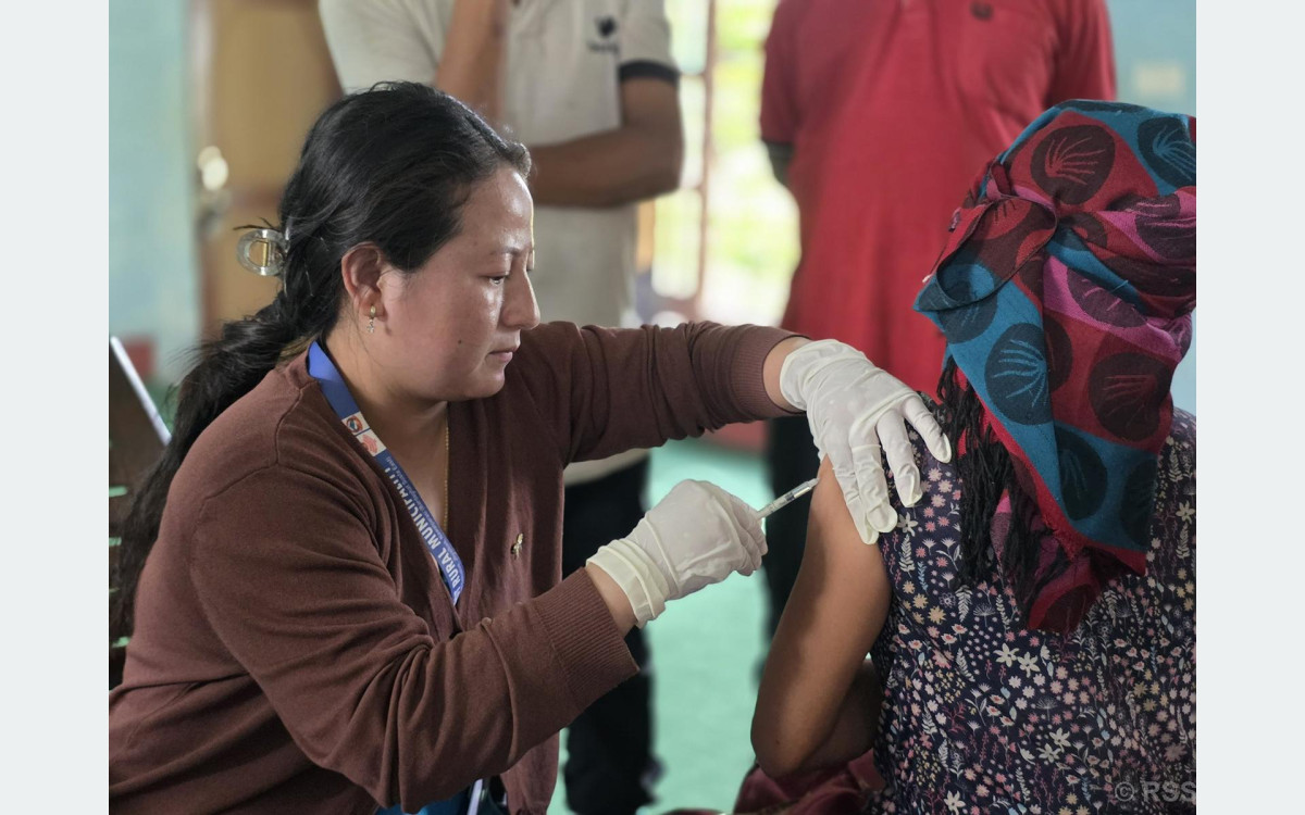 नवलपरासी पूर्वमा ‘जापनिज इन्सेफ्लाइटिस’ सङ्क्रमणदर उच्च : ३५ वर्षमाथिलाई खोप लगाईँदै