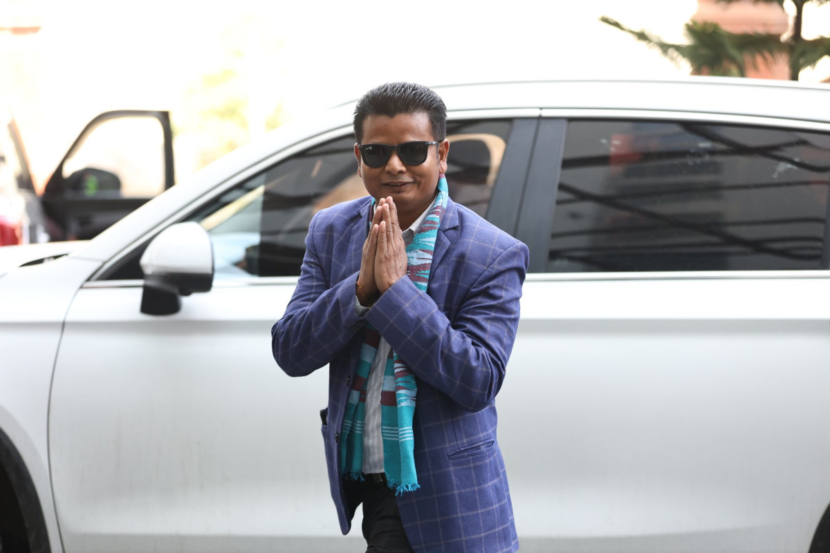 अभिमुखीकरणमा सहभागी रास्वपाका सांसद (फोटो फिचर)