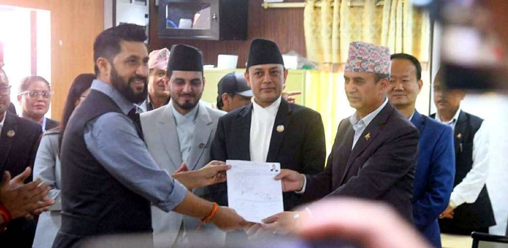 सभामुखमा डीपी अर्यालको एकल उम्मेदवारी