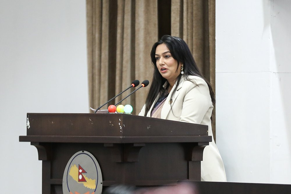 राजस्व दबाबमा छ, निजी क्षेत्र त्रसित छ तर सरकार नारा मात्रै बाँड्दै छ: ओली