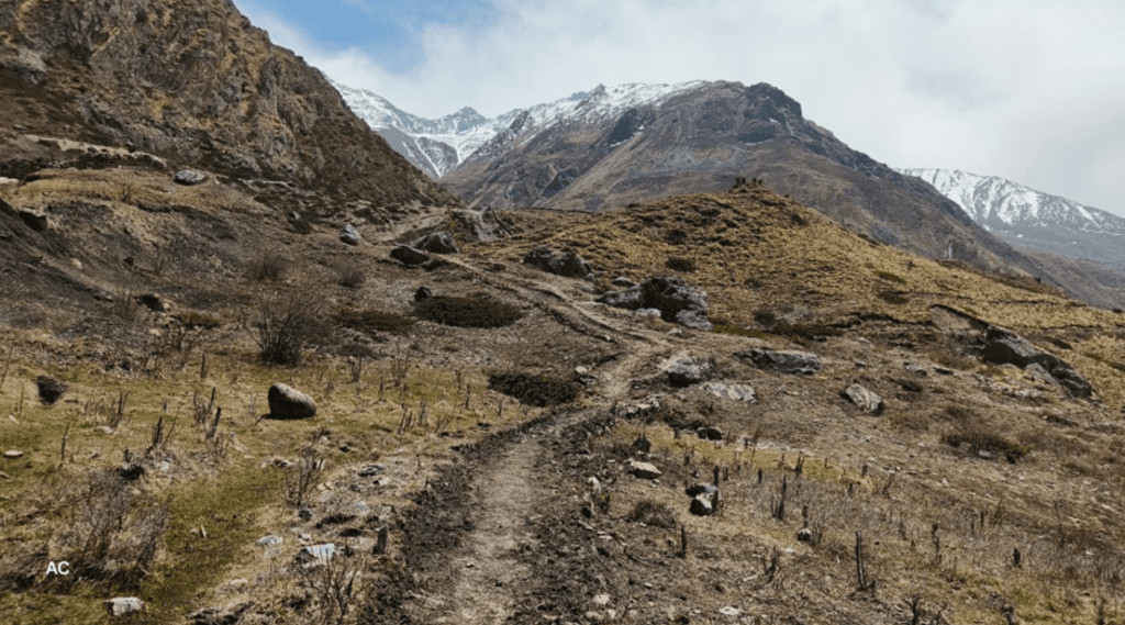 इन्धन अभाव हुँदै गएपछि मुस्ताङमा विकास निर्माणका काम प्रभावित