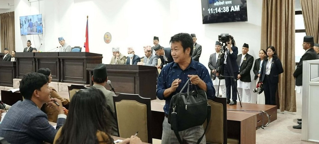 हर्क साम्पाङद्वारा संसद बैठक बहिस्कार
