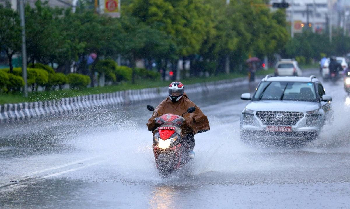 मौसम :  आज यी चार प्रदेशमा धेरै भारी वर्षाको सम्भावना