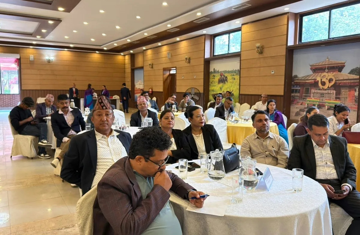 सङ्घीयतामा शिक्षा क्षेत्रका चुनौतीबारे छलफल गर्न हेटौँडामा शिक्षामन्त्री र विश्वविद्यालयका पदाधिकारी भेला