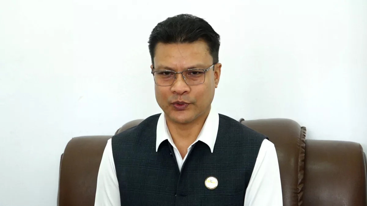 प्रहरी राज बन्द गर्न रास्वपा सचेतक परियारको माग